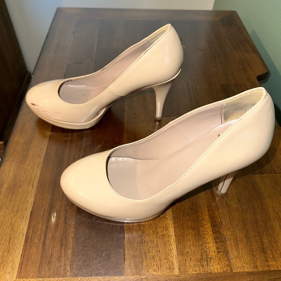 Nude platforms - Picture 2 of 9